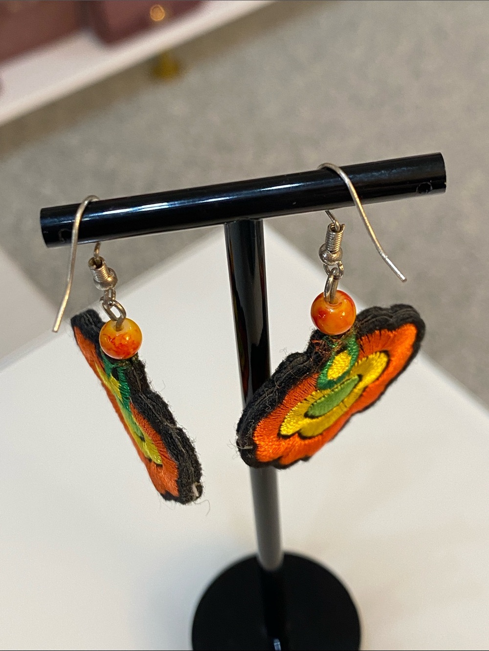 Thread Weaving Earrings - Picture 5 of 5